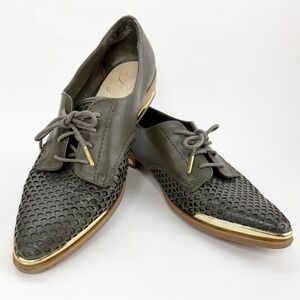 Fergie "Invert" Olive Green Perforated Leather Oxfords Gold Toe Cap W 7.5M